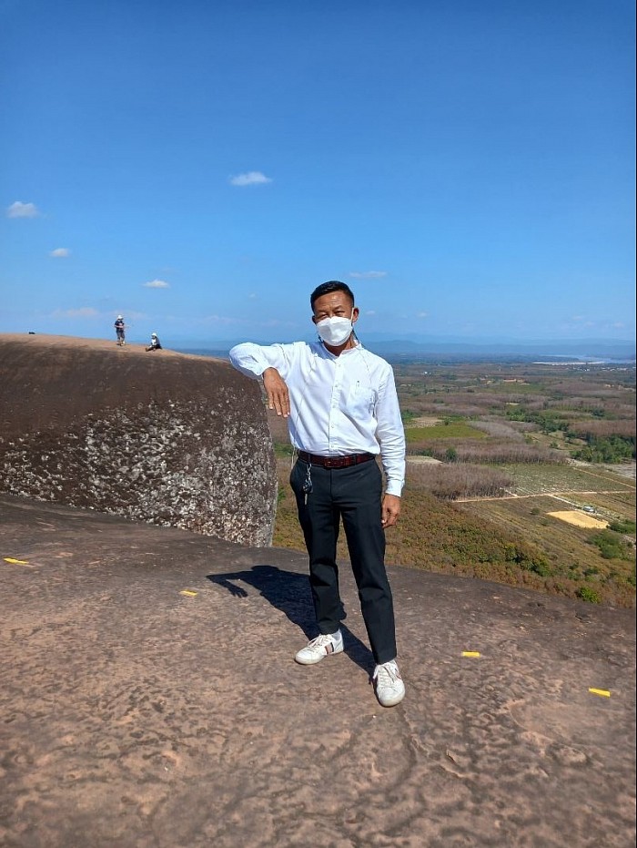 ไปเที่ยวกันใหม? อยากไปก็แค่โทร 0895689978